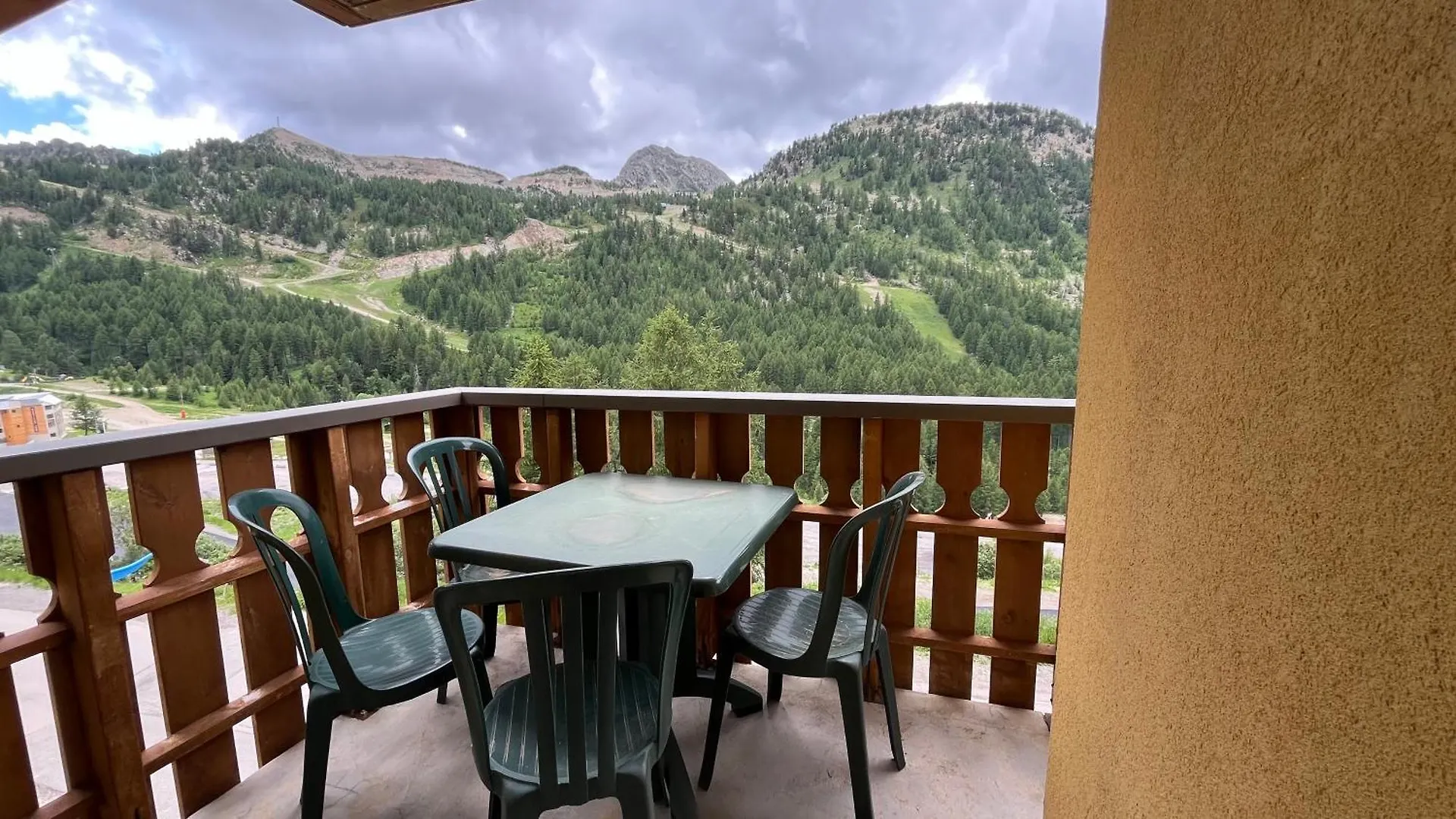 Appartement Refuge Des Vues Alpines Isola 2000