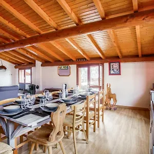 https://le-petit-paradis-saint-marcel-savoie.hotels-rhonealpes.com